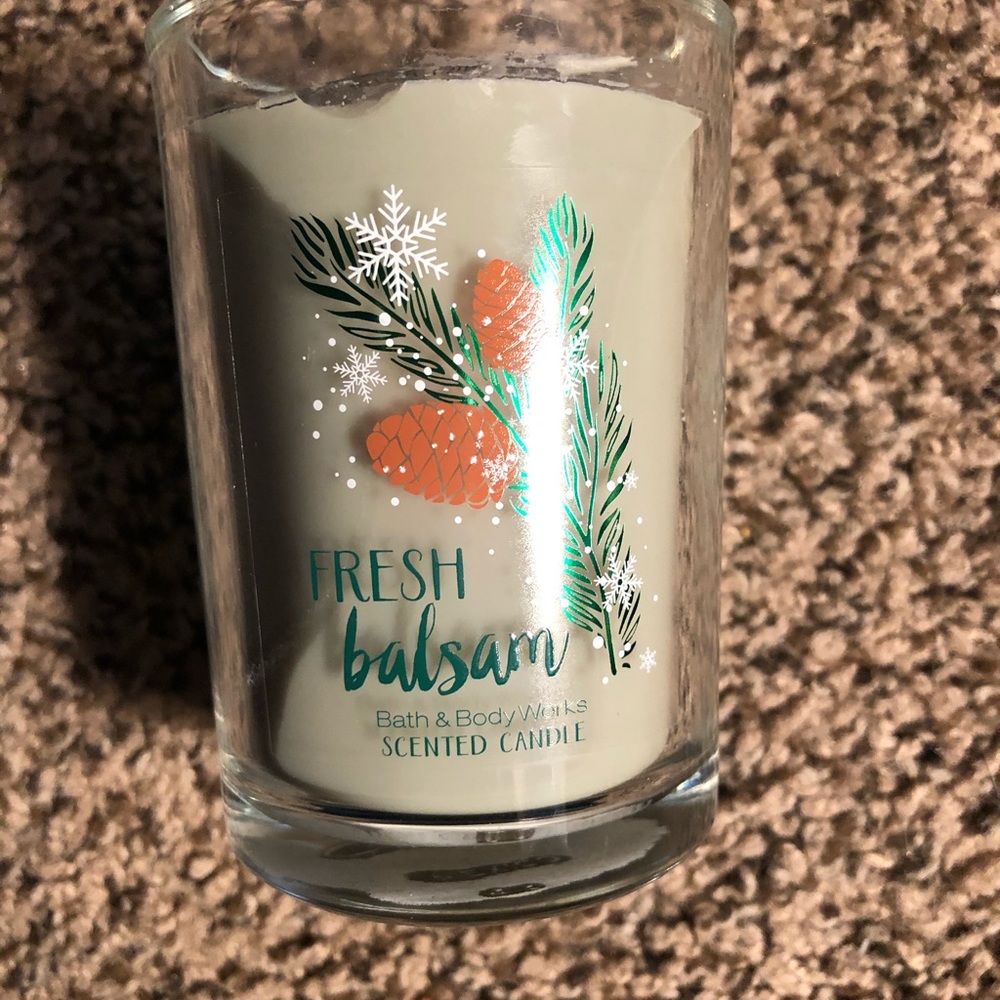 NWT- Bath & Body Works Fresh Balsam 6.3 Oz… - Picture 2 of 7